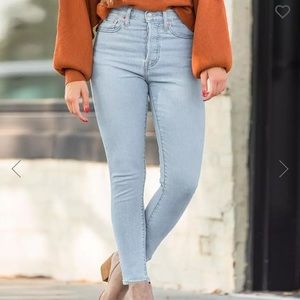 Levi’s wedgie skinny stretch jeans NWOT